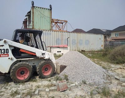 Skid pay loader